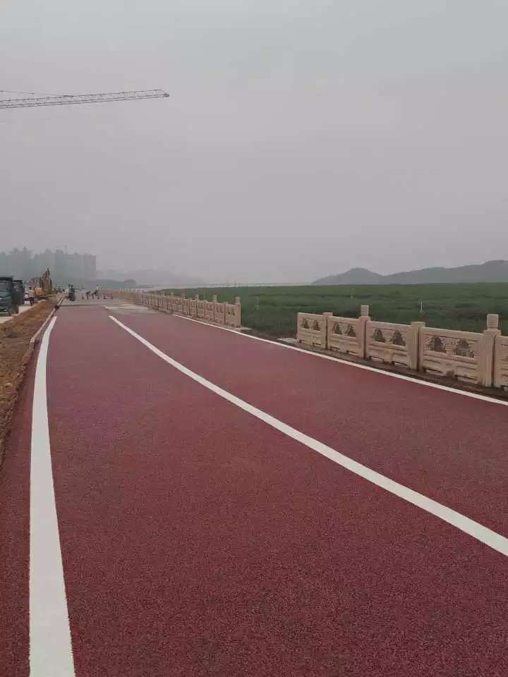 廠家直銷建筑模板，彩色瀝青專用鐵紅，色粉
