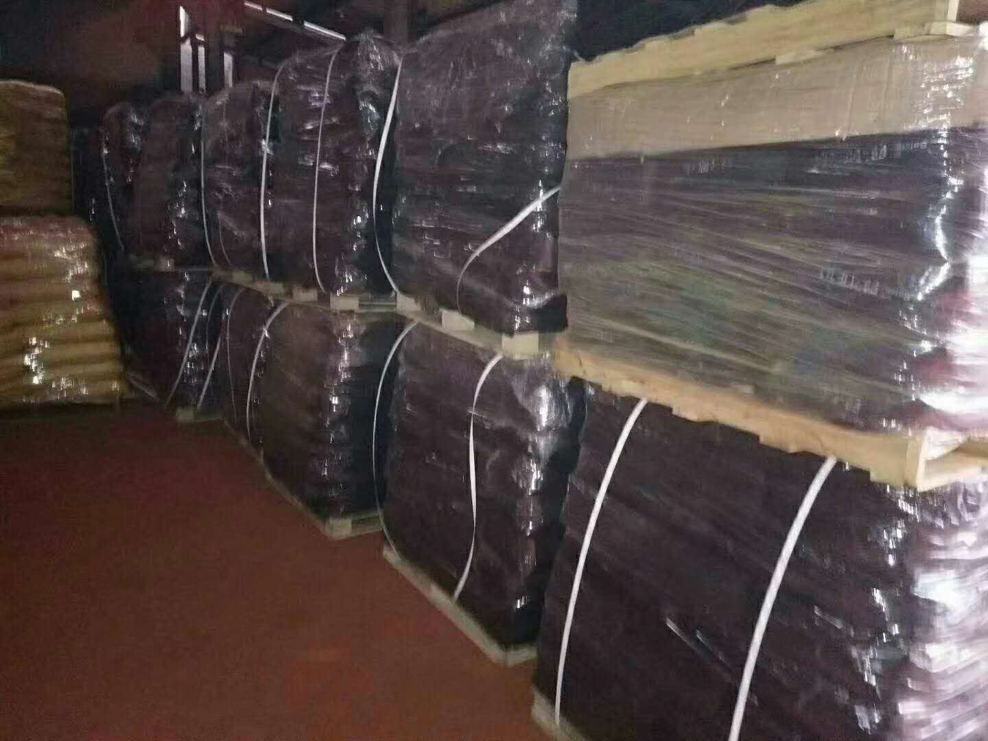 炭黑廠家，廣西炭黑，南寧黑粉，色素炭黑，玻璃膠專用炭黑