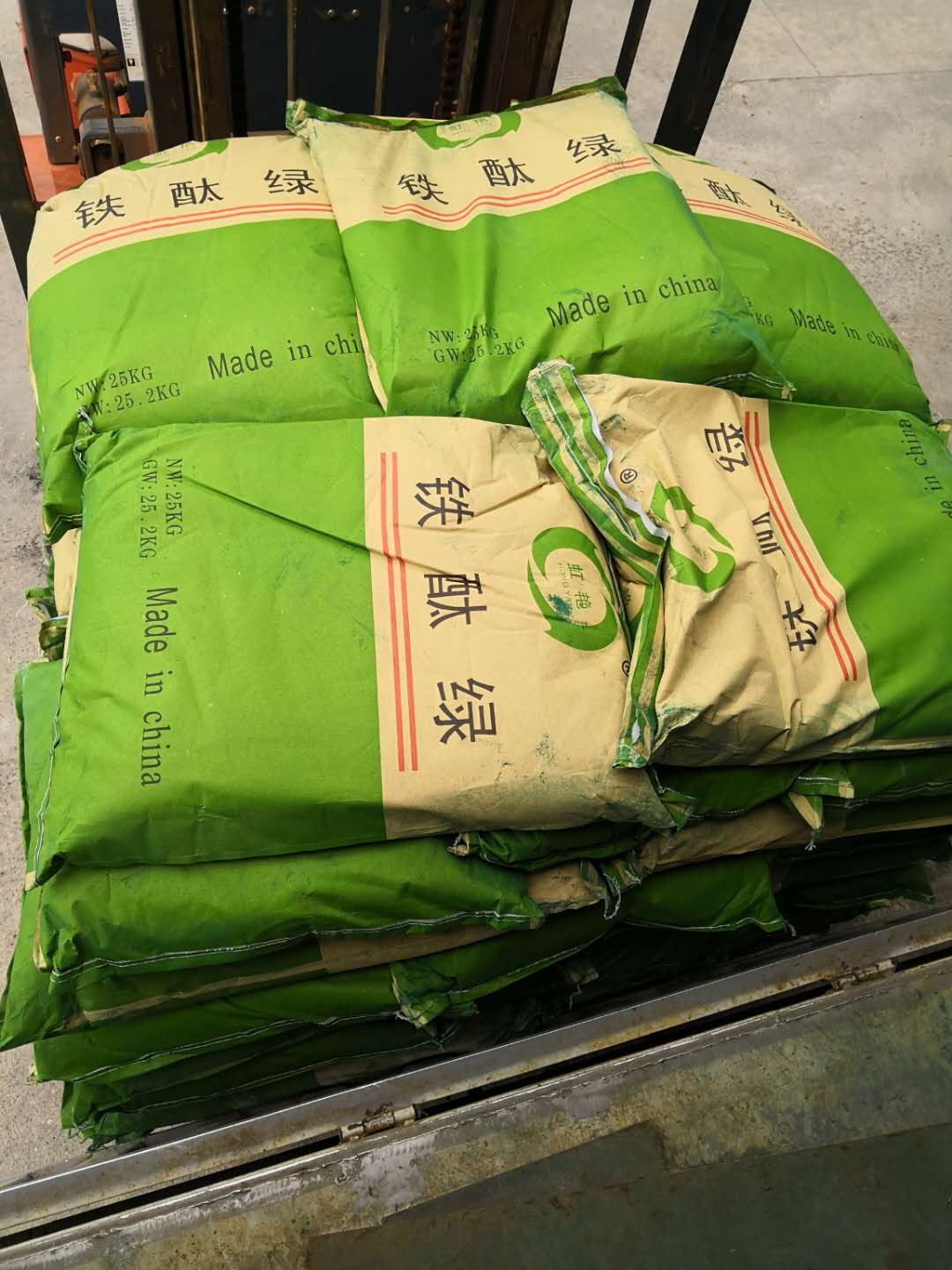 顏料綠，地坪綠，耐磨地坪，耐曬綠，氧化鐵綠，